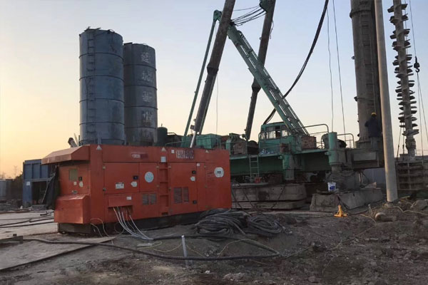 连山如何检查发电机组燃油系统的密封性？